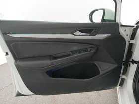 VW Golf VIII Variant 2.0 TDI Life | Thumbnail 12 von 29