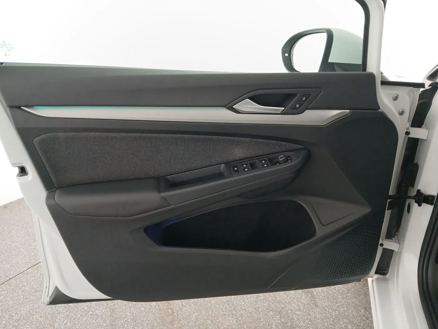 VW Golf VIII Variant 2.0 TDI Life | Bild 13 von 29