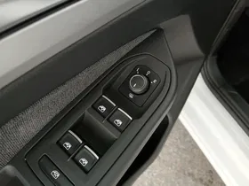 VW Golf VIII Variant 2.0 TDI Life | Thumbnail 14 von 29