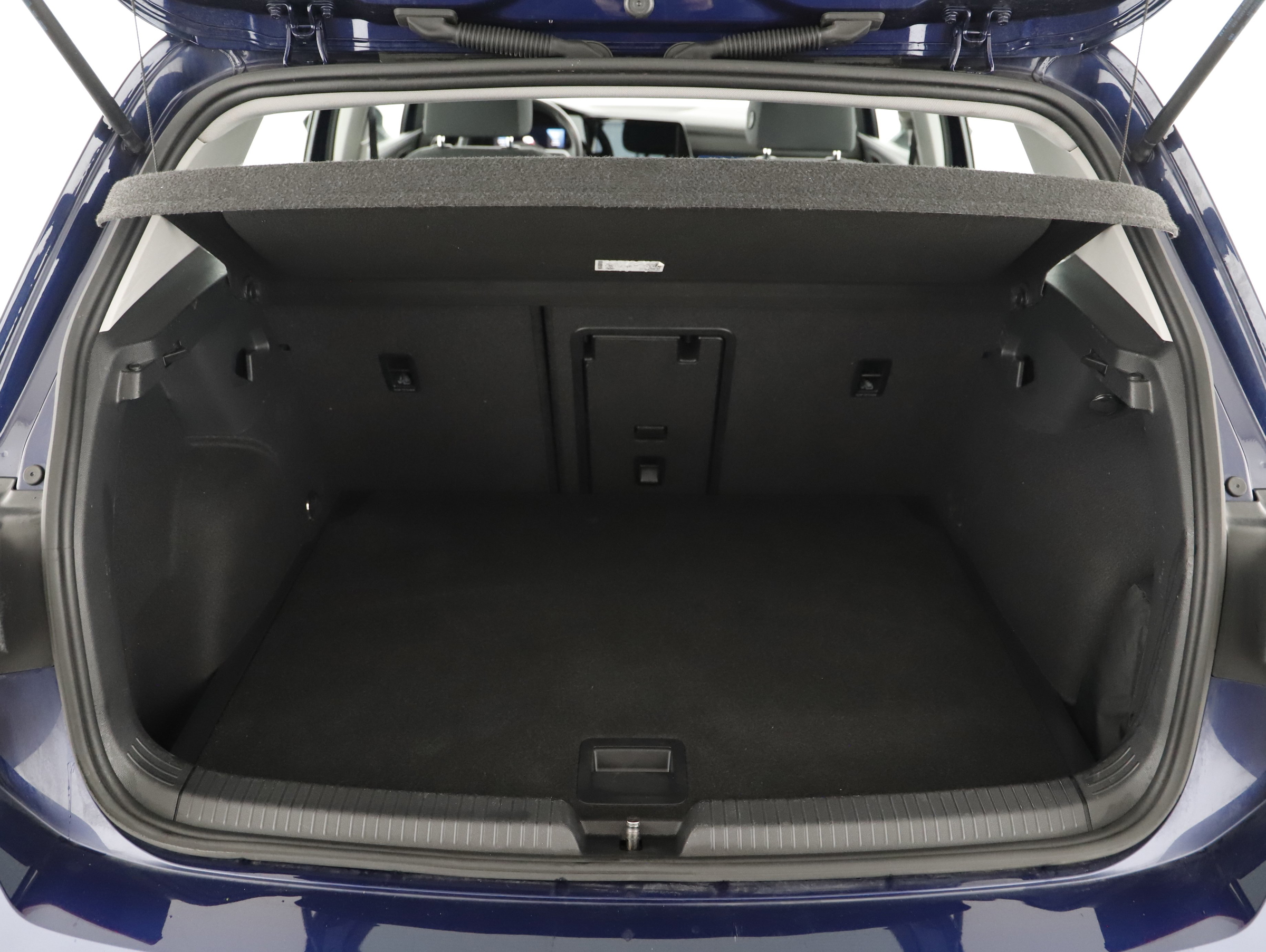 VW Golf VIII 2.0 TDI Life | Bild 21 von 21