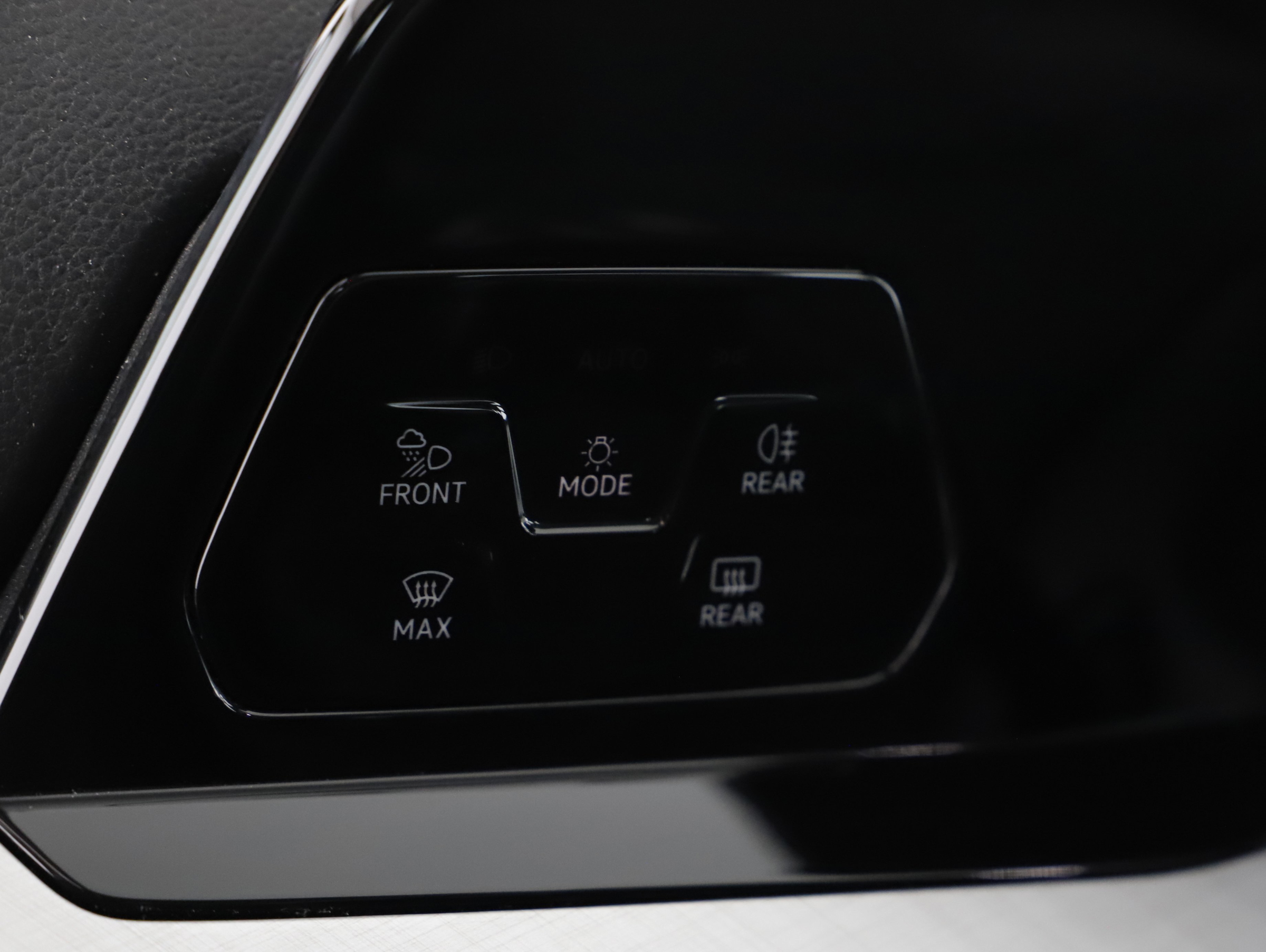 VW Golf VIII 2.0 TDI Life | Bild 7 von 21