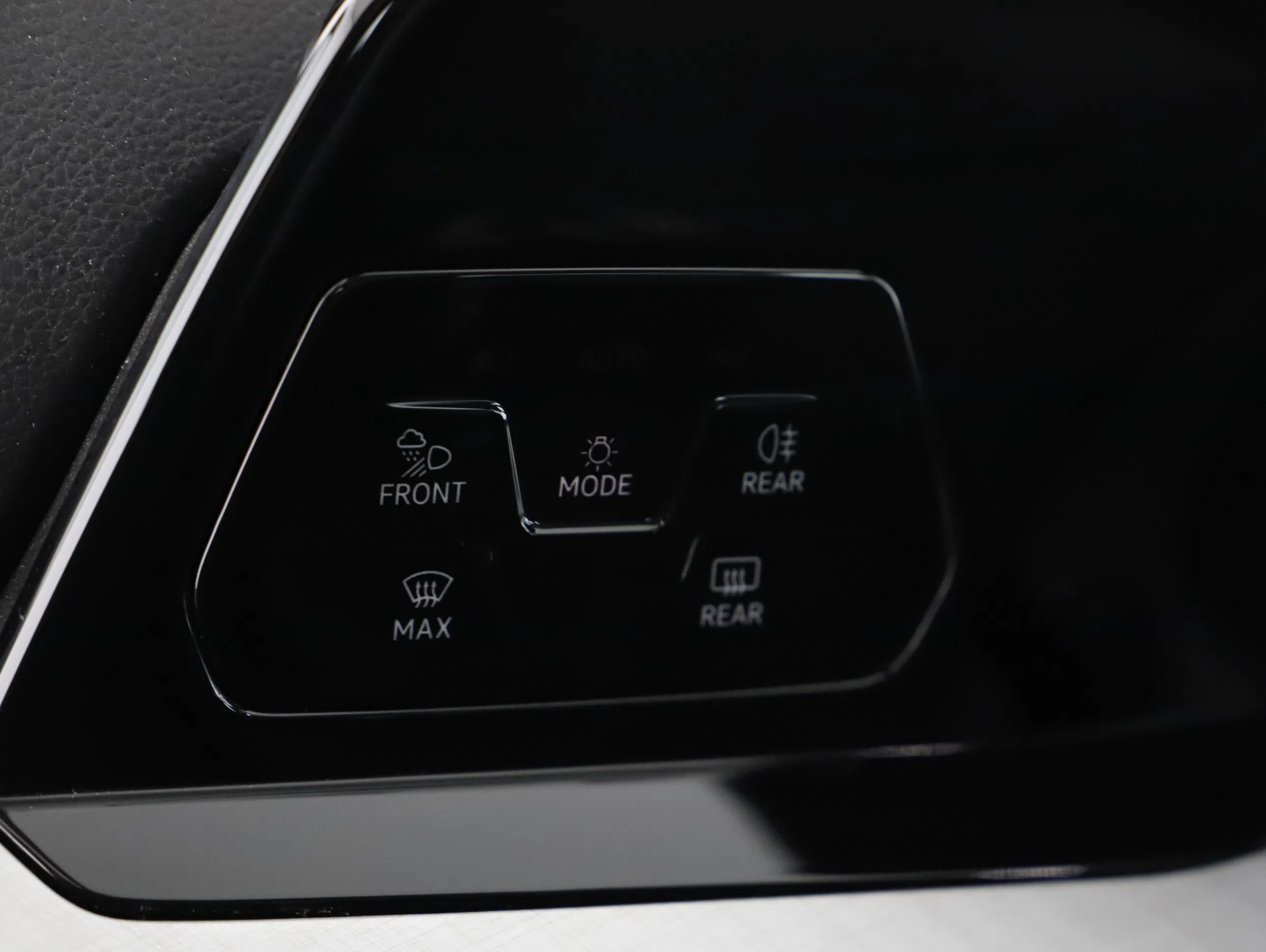 VW Golf VIII 2.0 TDI Life | Bild 7 von 21