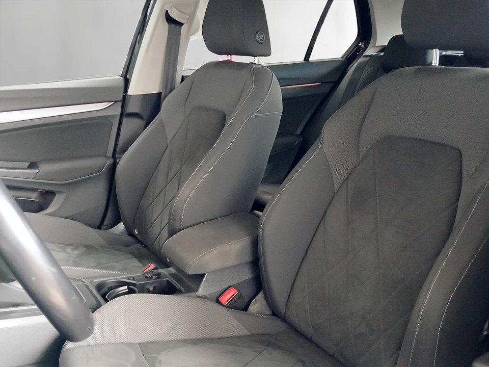 VW Golf VIII 1.5 TSI Life | Bild 9 von 20