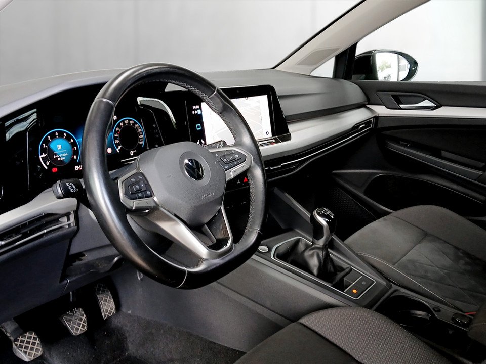 VW Golf VIII 1.5 TSI Life | Bild 10 von 20