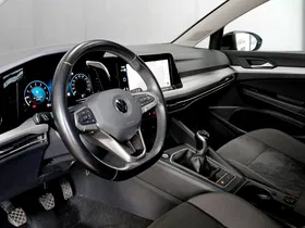 VW Golf VIII 1.5 TSI Life | Thumbnail 10 von 20