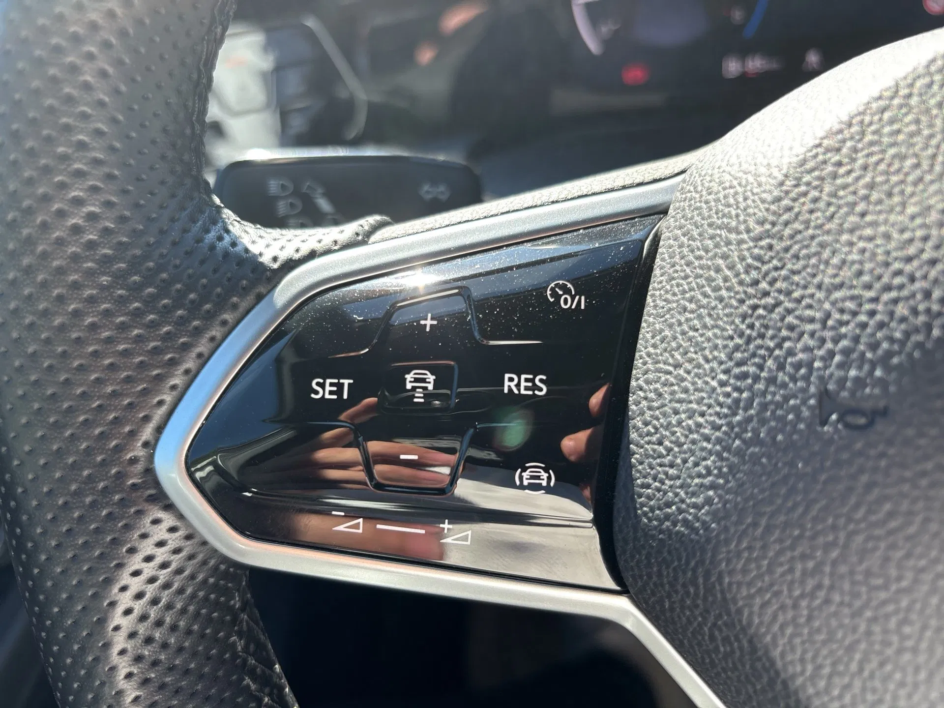 VW Golf VIII 1.5 TSI R-Line | Bild 14 von 23