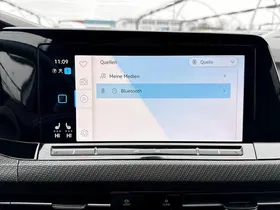 VW Golf VIII 1.5 TSI R-Line | Thumbnail 24 von 31