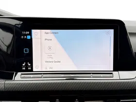 VW Golf VIII 1.5 TSI R-Line | Thumbnail 27 von 31