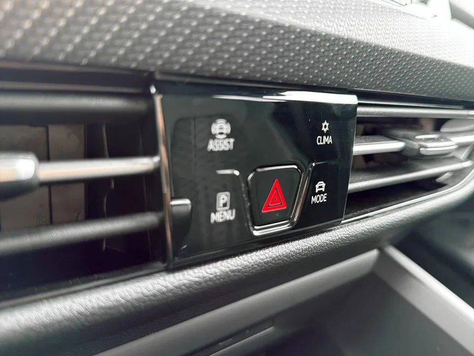 VW Golf VIII 1.5 TSI R-Line | Bild 28 von 31