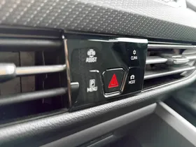 VW Golf VIII 1.5 TSI R-Line | Thumbnail 28 von 31