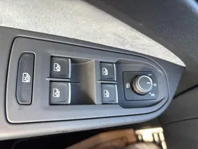 VW Golf VIII 1.5 TSI R-Line | Thumbnail 8 von 23