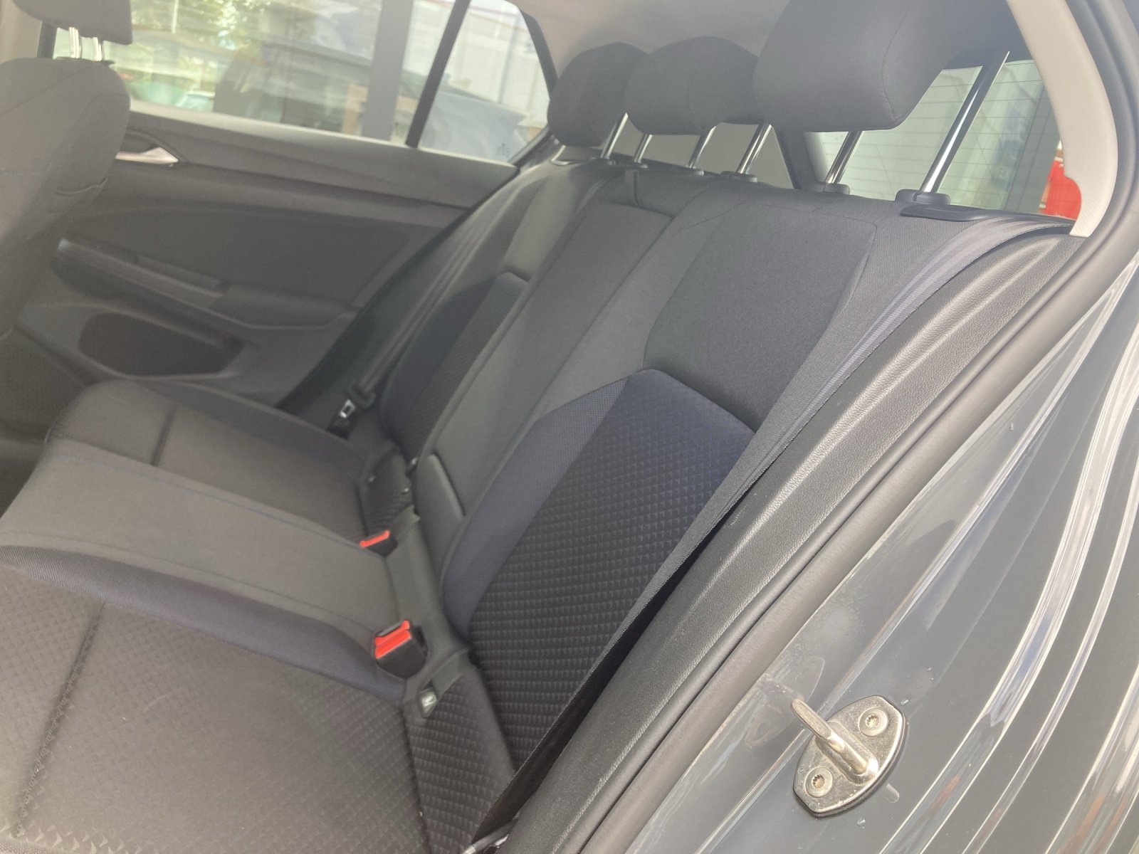 VW Golf Life 1.5 TSI ACT | Bild 12 von 20