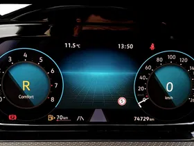 VW Golf VIII 1.5 eTSI R-Line DSG | Thumbnail 12 von 19