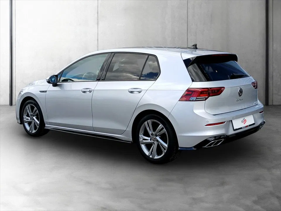 VW Golf VIII 1.5 eTSI R-Line DSG | Bild 5 von 19
