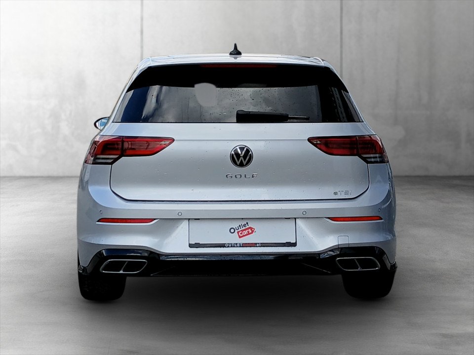 VW Golf VIII 1.5 eTSI R-Line DSG | Bild 6 von 19