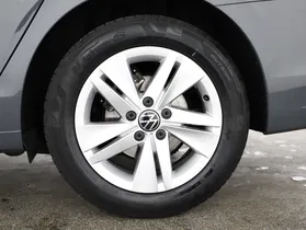 VW Golf VIII Variant 2.0 TDI Life | Thumbnail 11 von 29