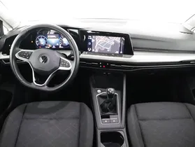 VW Golf VIII Variant 2.0 TDI Life | Thumbnail 16 von 29