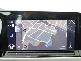 VW Golf VIII Variant 2.0 TDI Life | Thumbnail 23 von 29