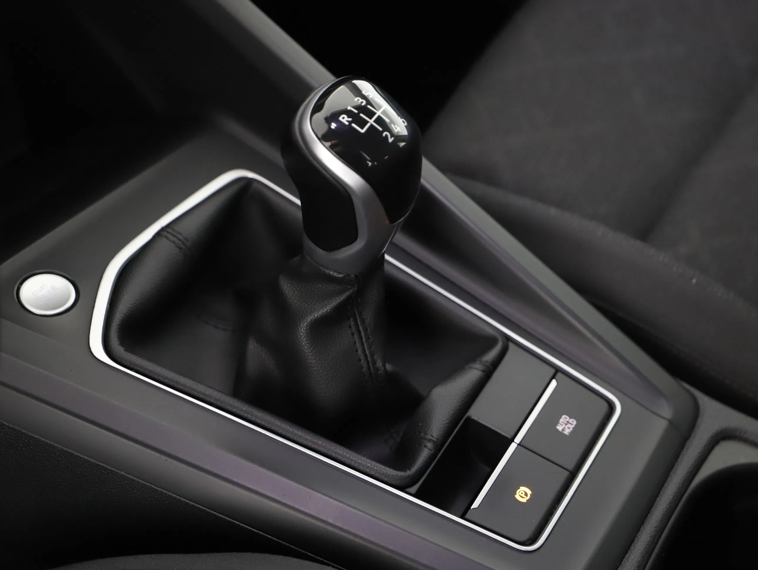 VW Golf VIII Variant 2.0 TDI Life | Bild 24 von 29