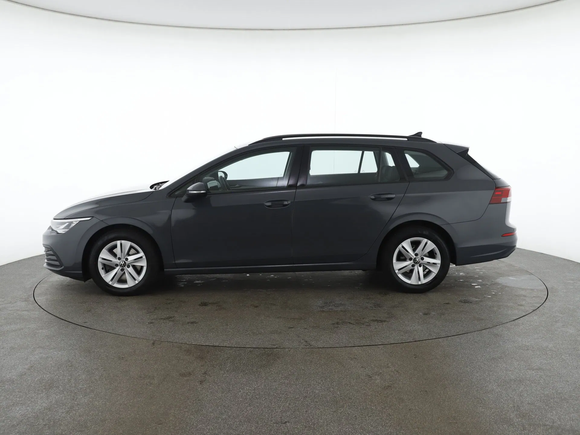 VW Golf VIII Variant 2.0 TDI Life | Bild 9 von 29
