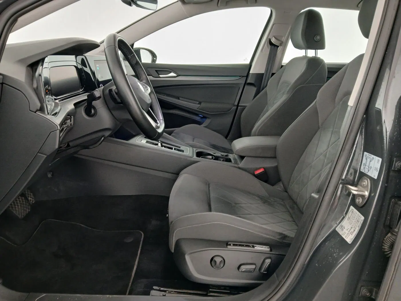 VW Golf VIII Variant 2.0 TDI Style | Bild 11 von 30