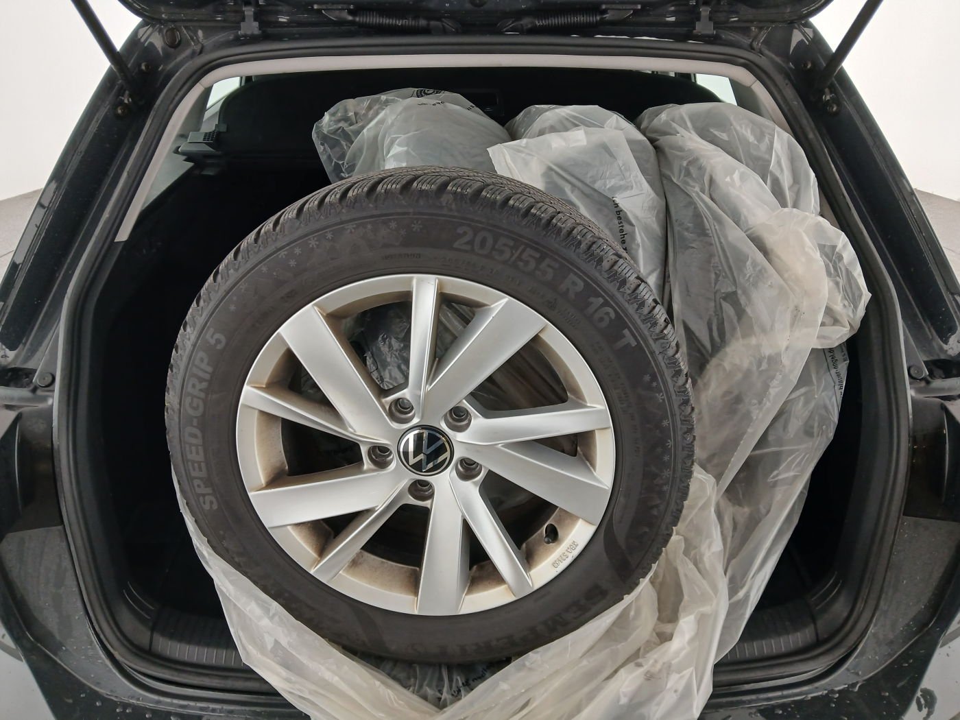 VW Golf VIII Variant 2.0 TDI Style | Bild 18 von 30