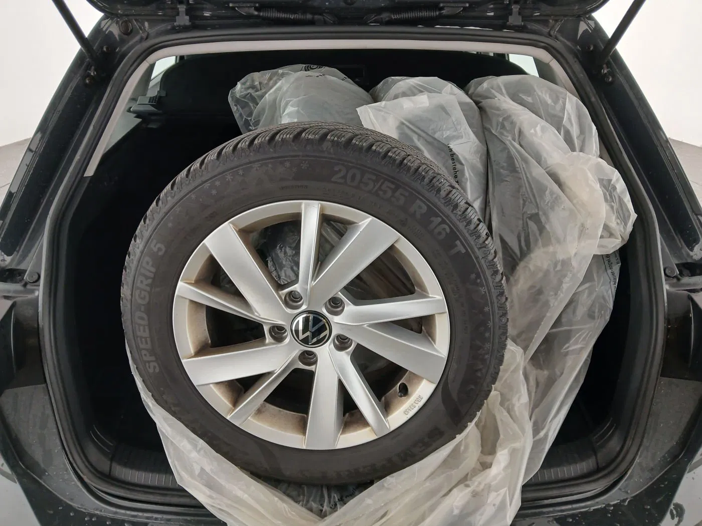 VW Golf VIII Variant 2.0 TDI Style | Bild 18 von 30