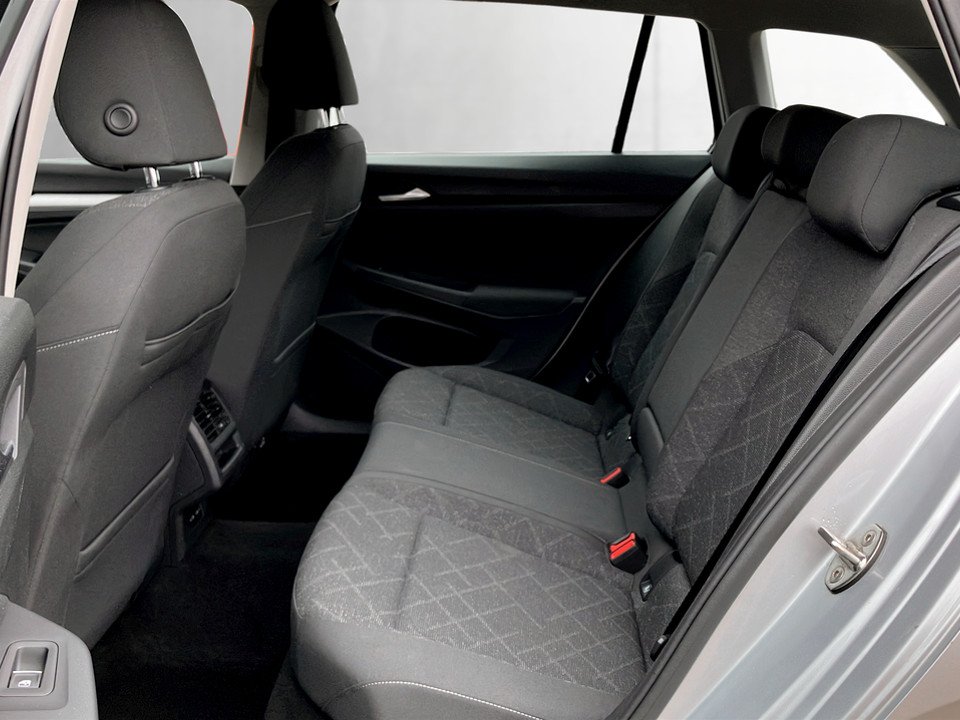 VW Golf VIII Var. 2.0 TDI Life DSG | Bild 24 von 25