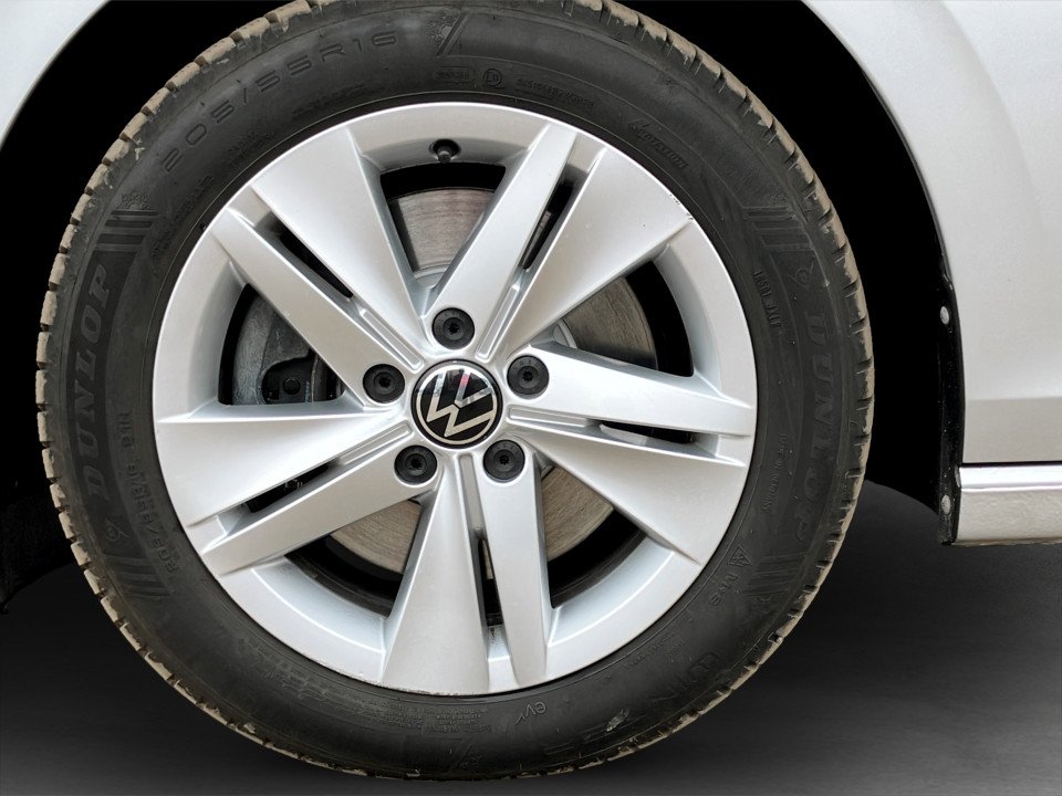 VW Golf VIII Var. 2.0 TDI Life DSG | Bild 7 von 25