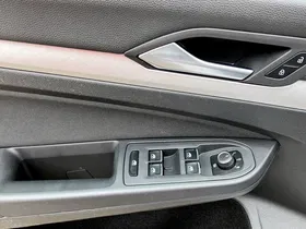 VW Golf VIII Var. 2.0 TDI Life DSG | Thumbnail 9 von 25