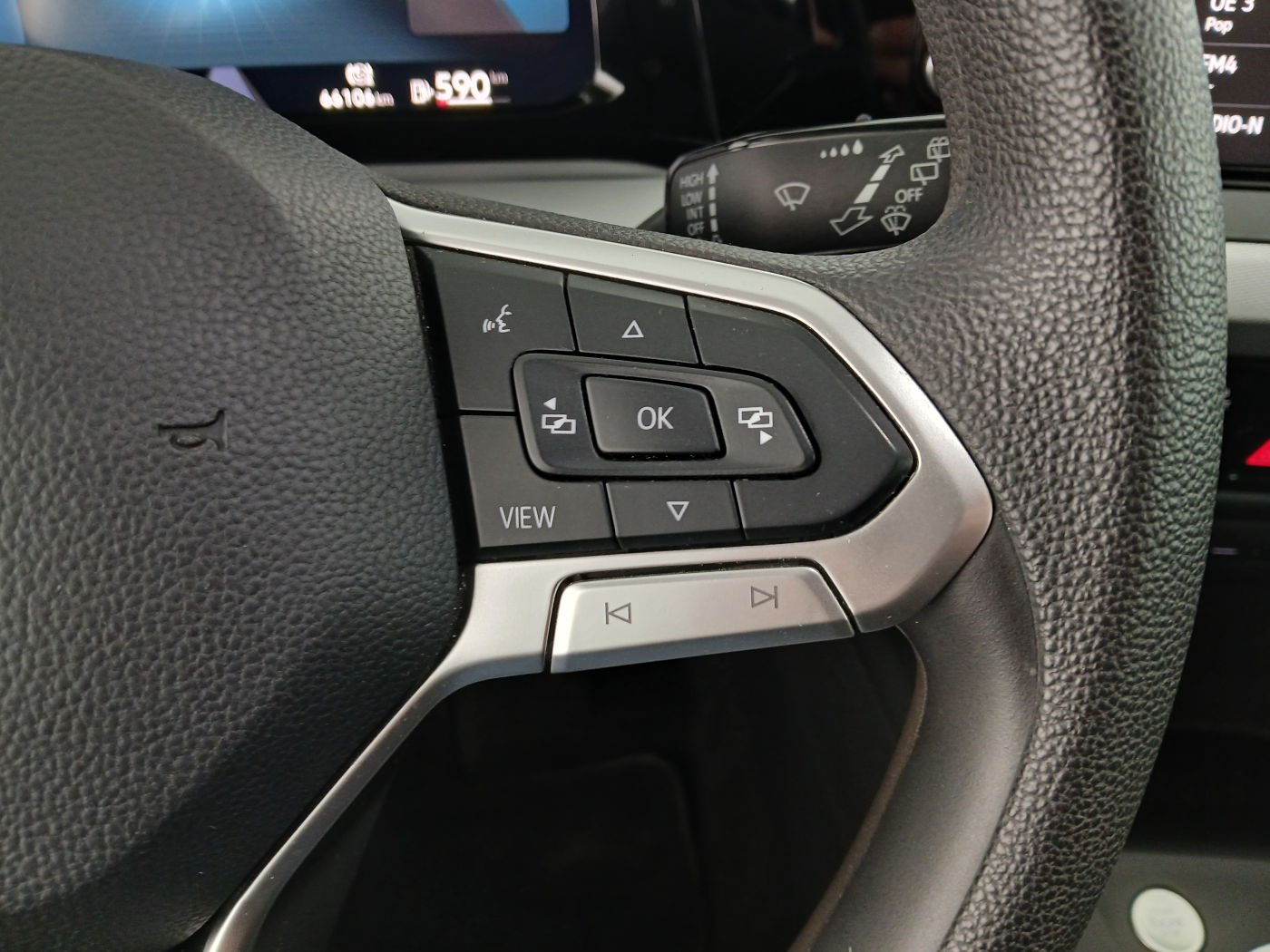 VW Golf VIII Variant 1.0 TSI | Bild 11 von 19