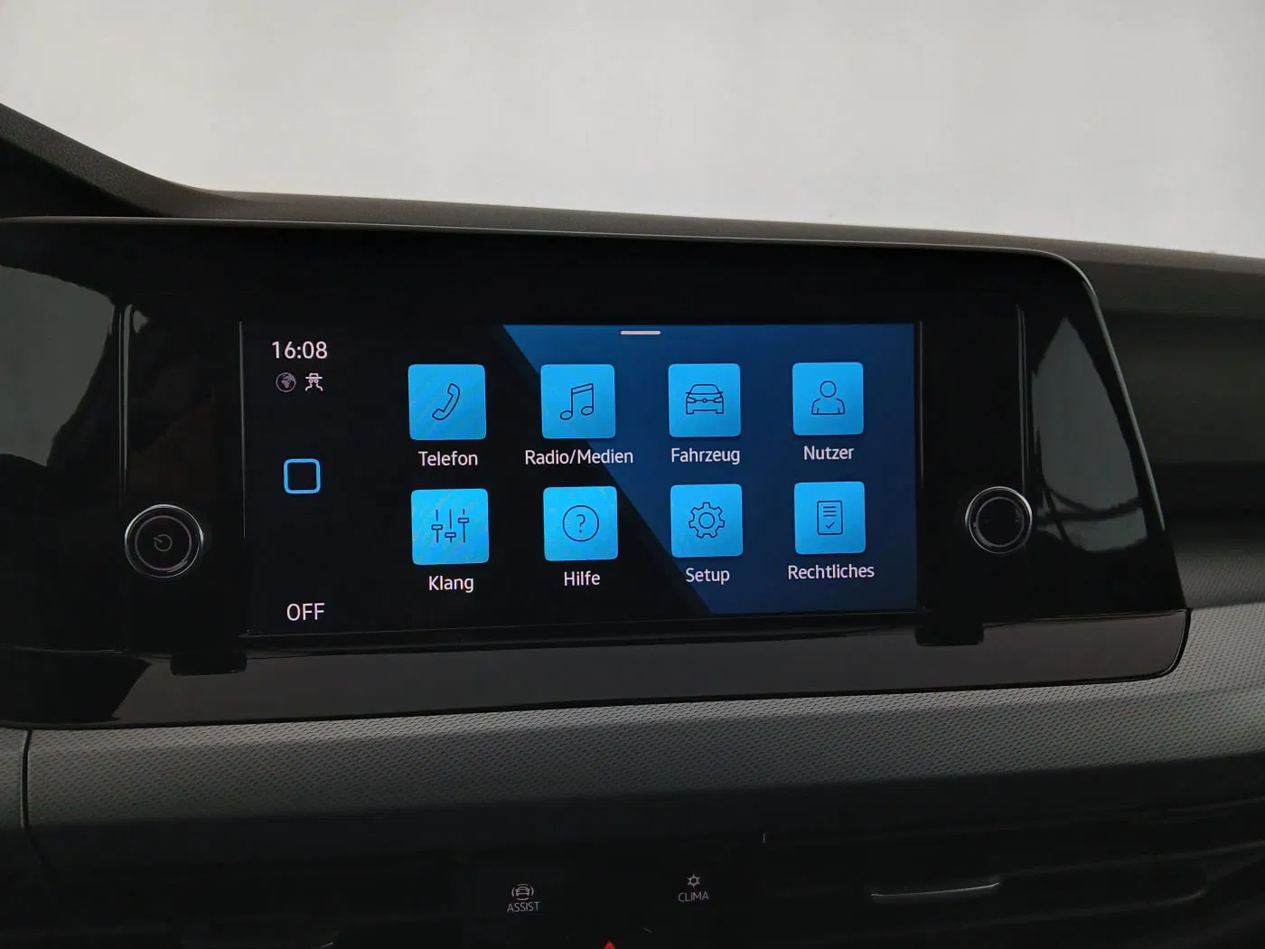 VW Golf VIII Variant 1.0 TSI | Bild 16 von 19