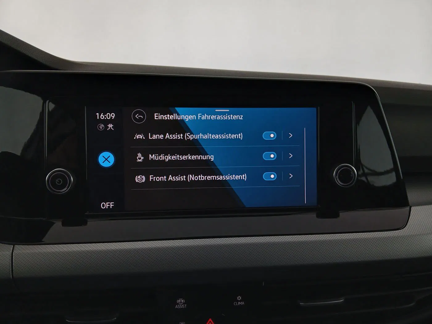 VW Golf VIII Variant 1.0 TSI | Bild 17 von 19