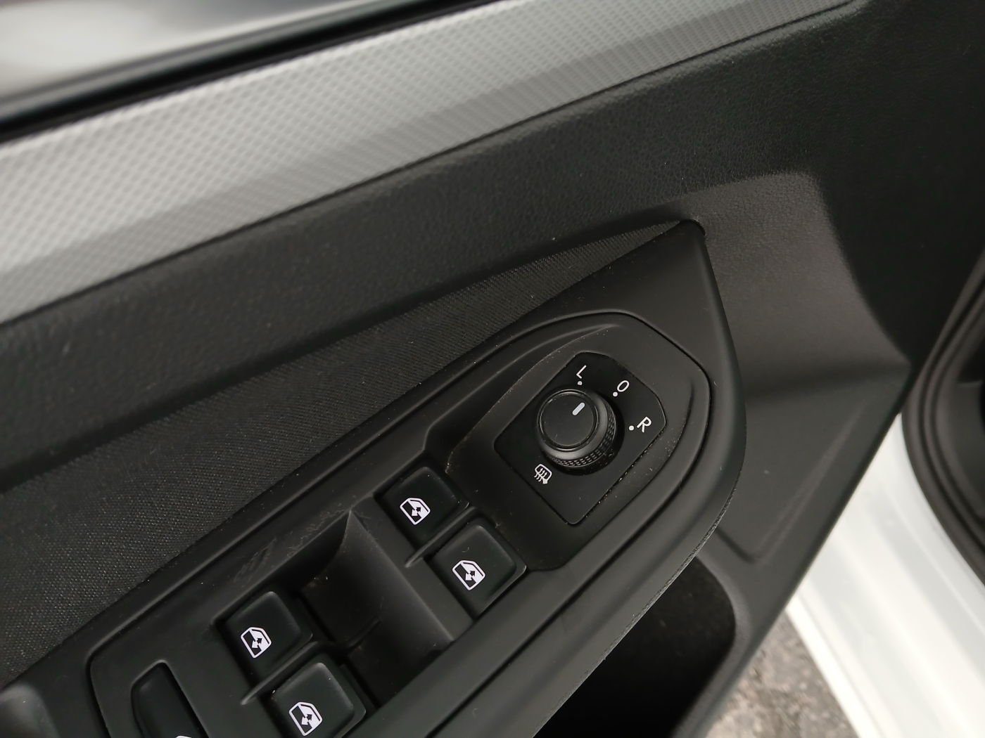 VW Golf VIII Variant 1.0 TSI | Bild 8 von 19