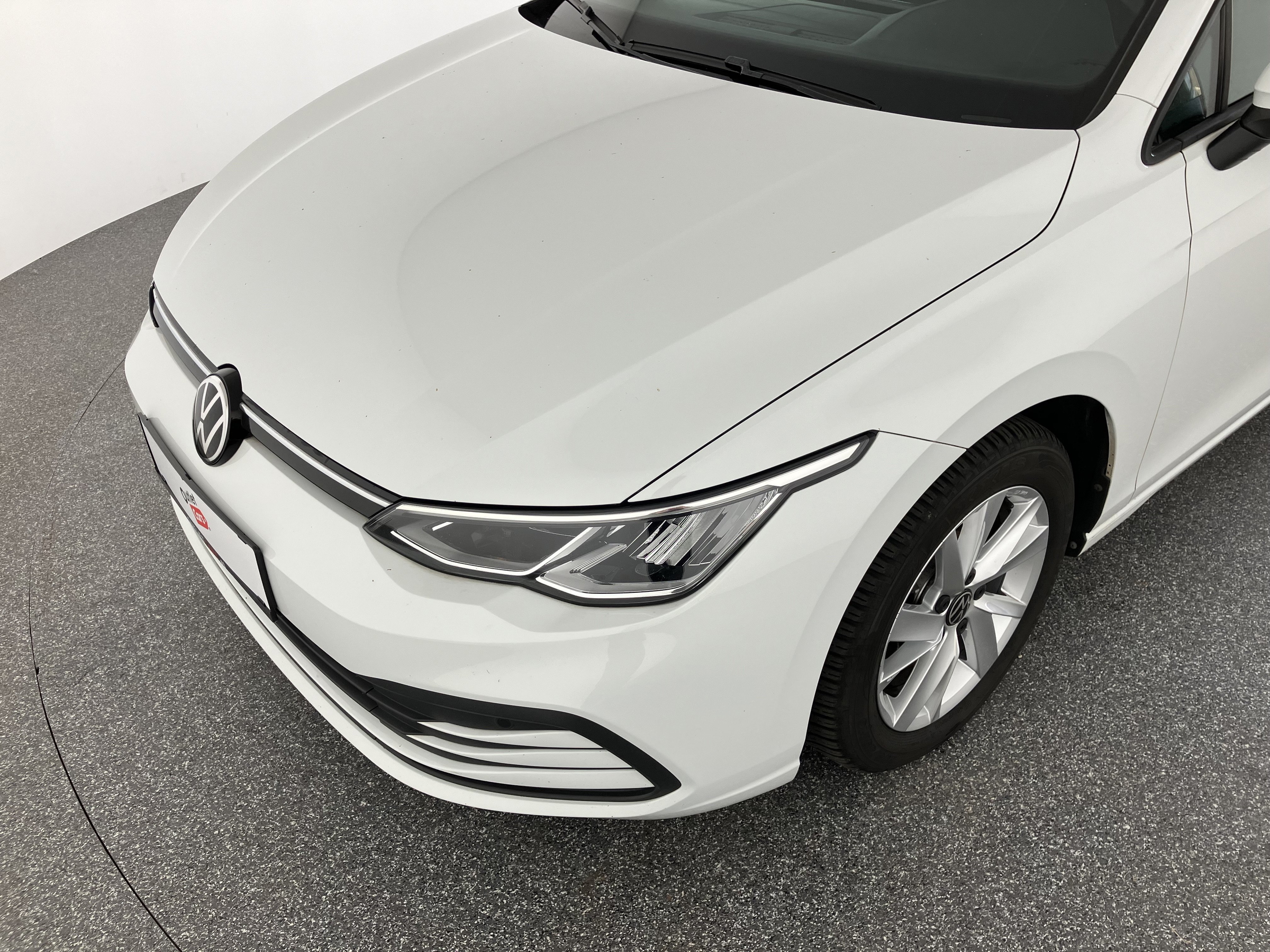 VW Golf VIII Variant 2.0 TDI Life | Bild 21 von 31