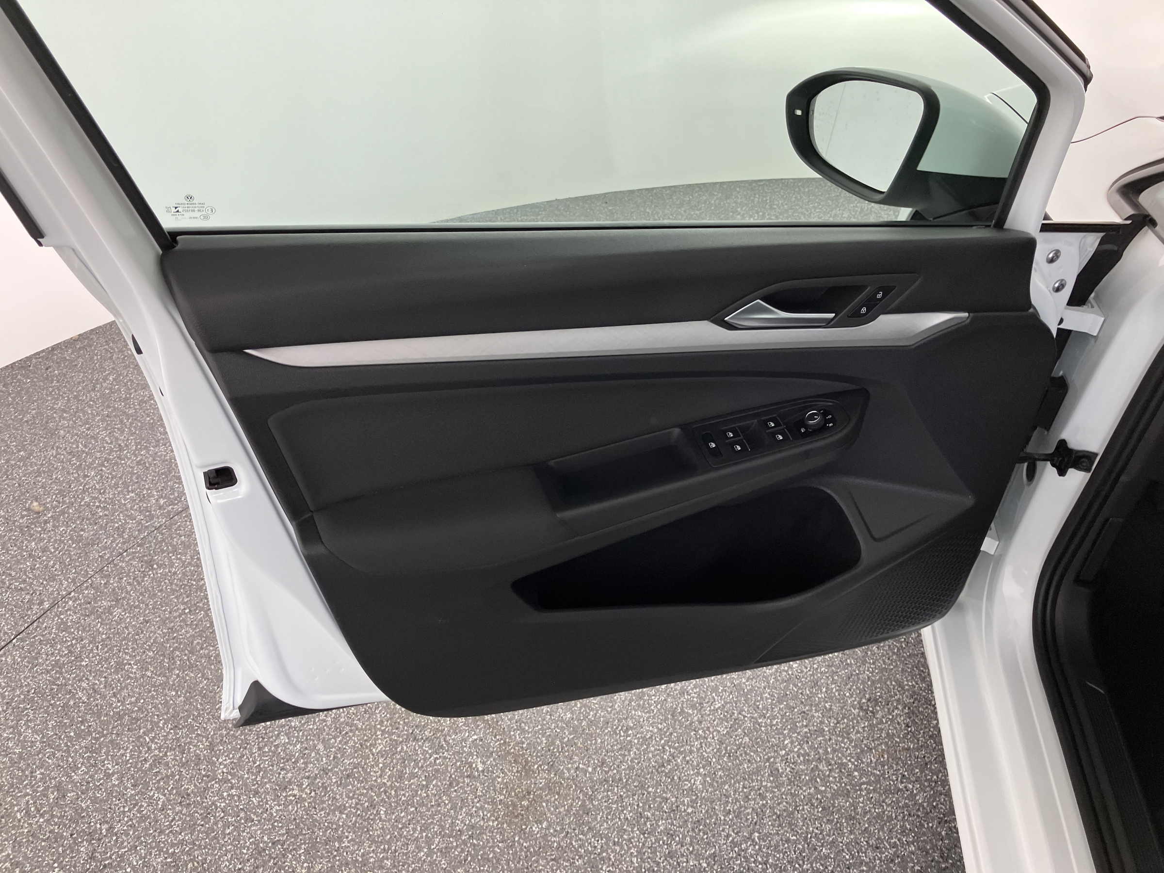 VW Golf VIII Variant 2.0 TDI Life | Bild 5 von 31