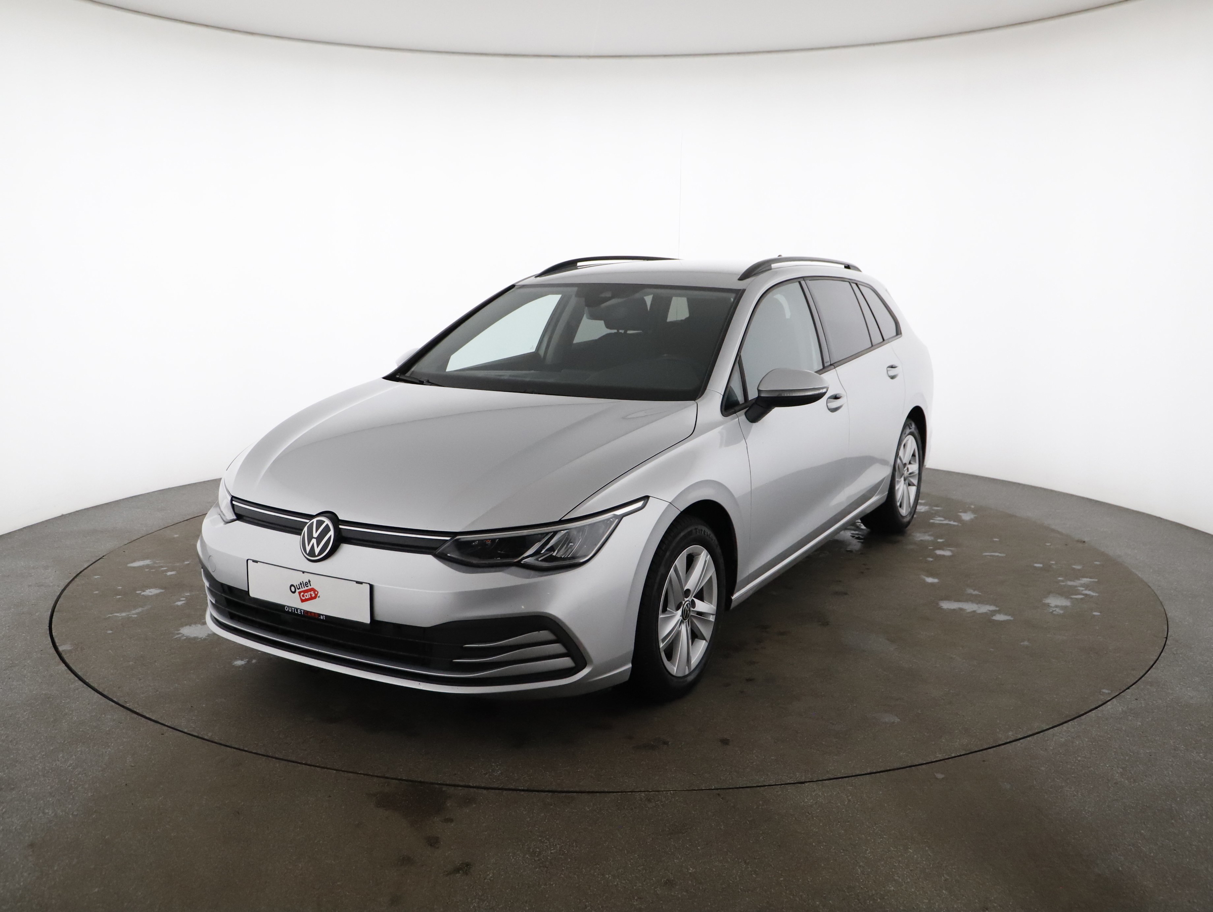 VW Golf VIII Var. 2.0TDI Life DSG | Bild 18 von 21