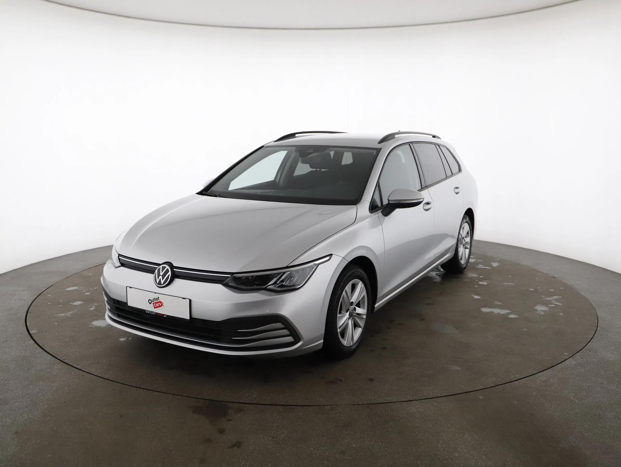 VW Golf VIII Var. 2.0TDI Life DSG | Bild 18 von 21