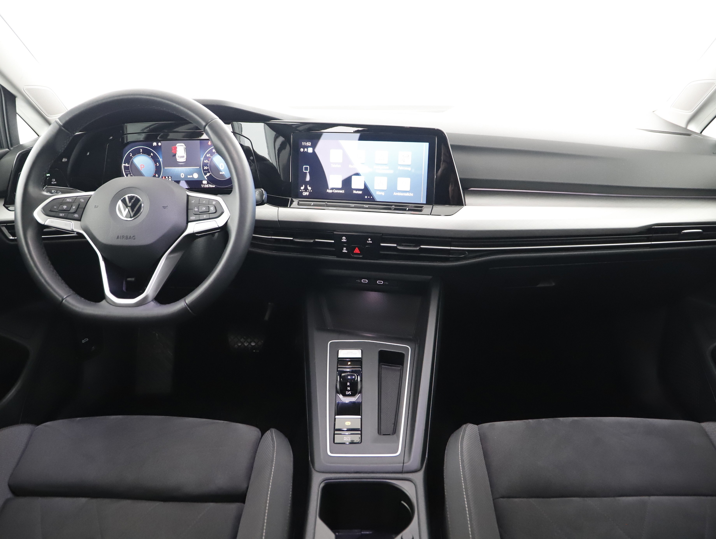 VW Golf VIII Var. 2.0TDI Life DSG | Bild 3 von 21