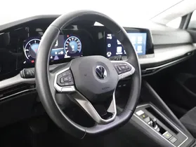 VW Golf VIII Var. 2.0TDI Life DSG | Thumbnail 4 von 21