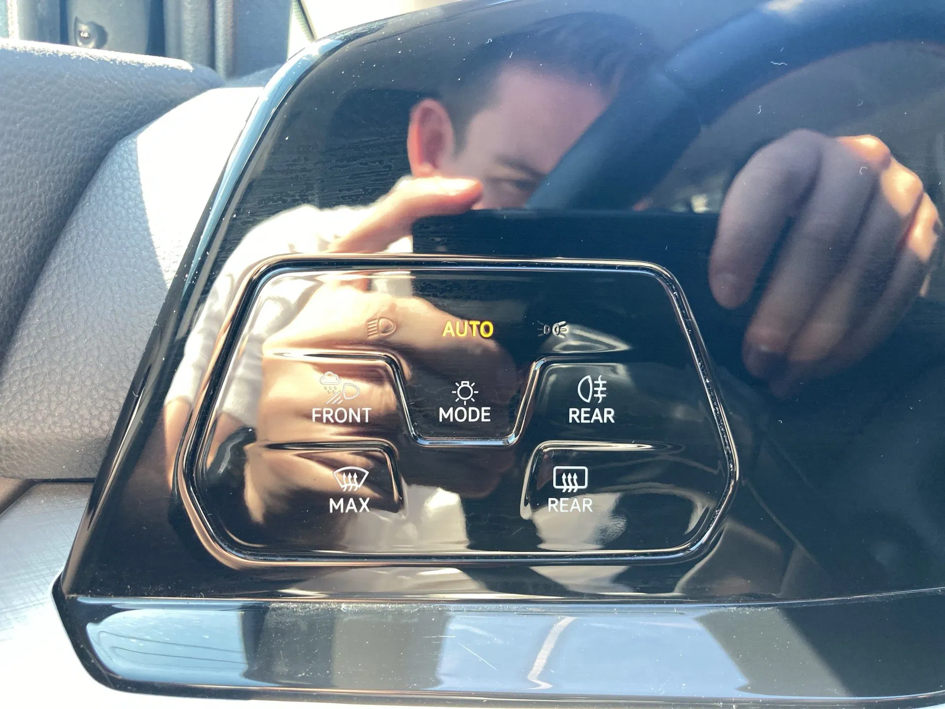 VW Golf VIII Variant 2.0 TDI Life | Bild 12 von 25