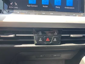 VW Golf VIII Variant 2.0 TDI Life | Thumbnail 15 von 25