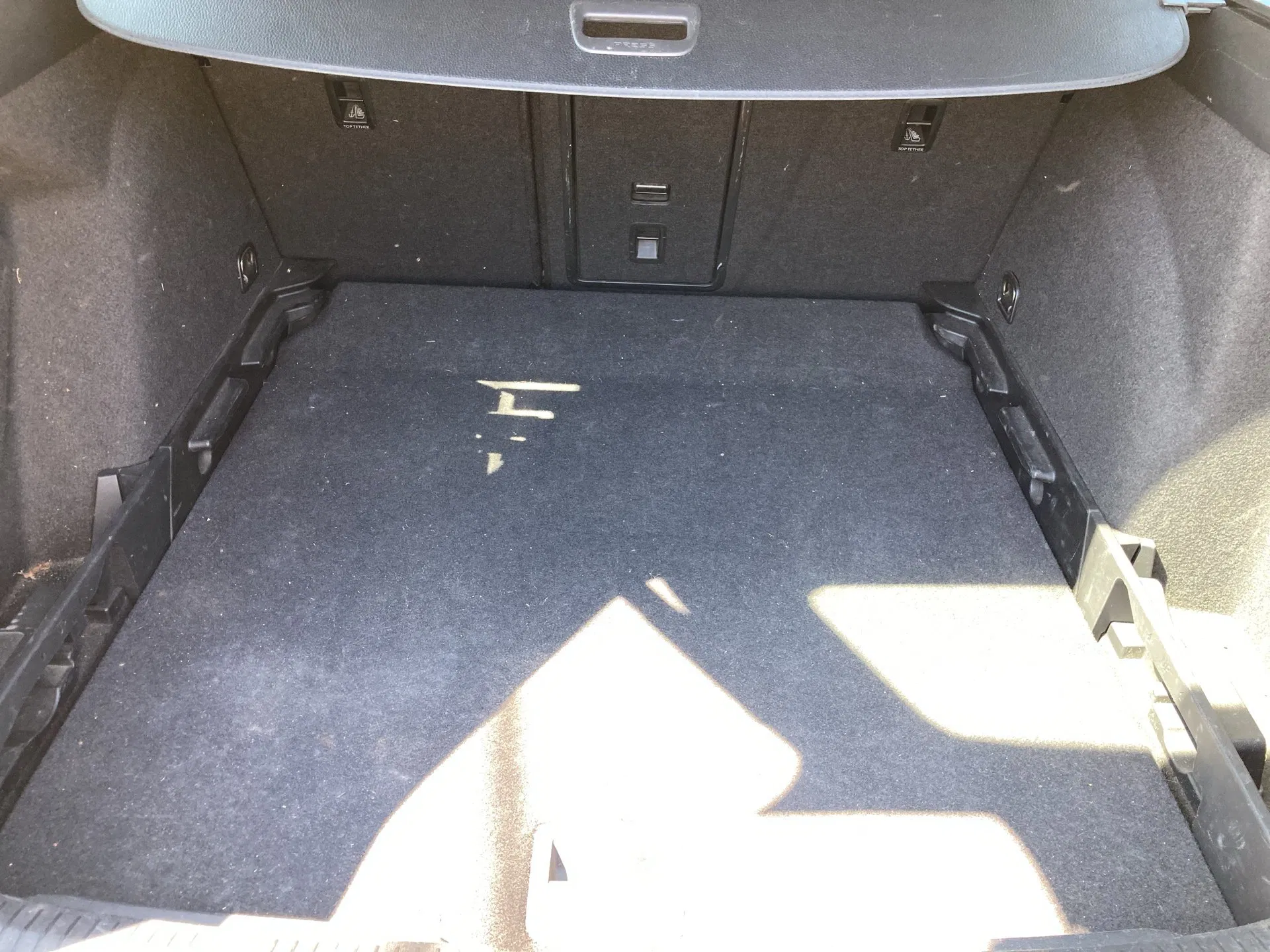 VW Golf VIII Variant 2.0 TDI Life | Bild 21 von 25