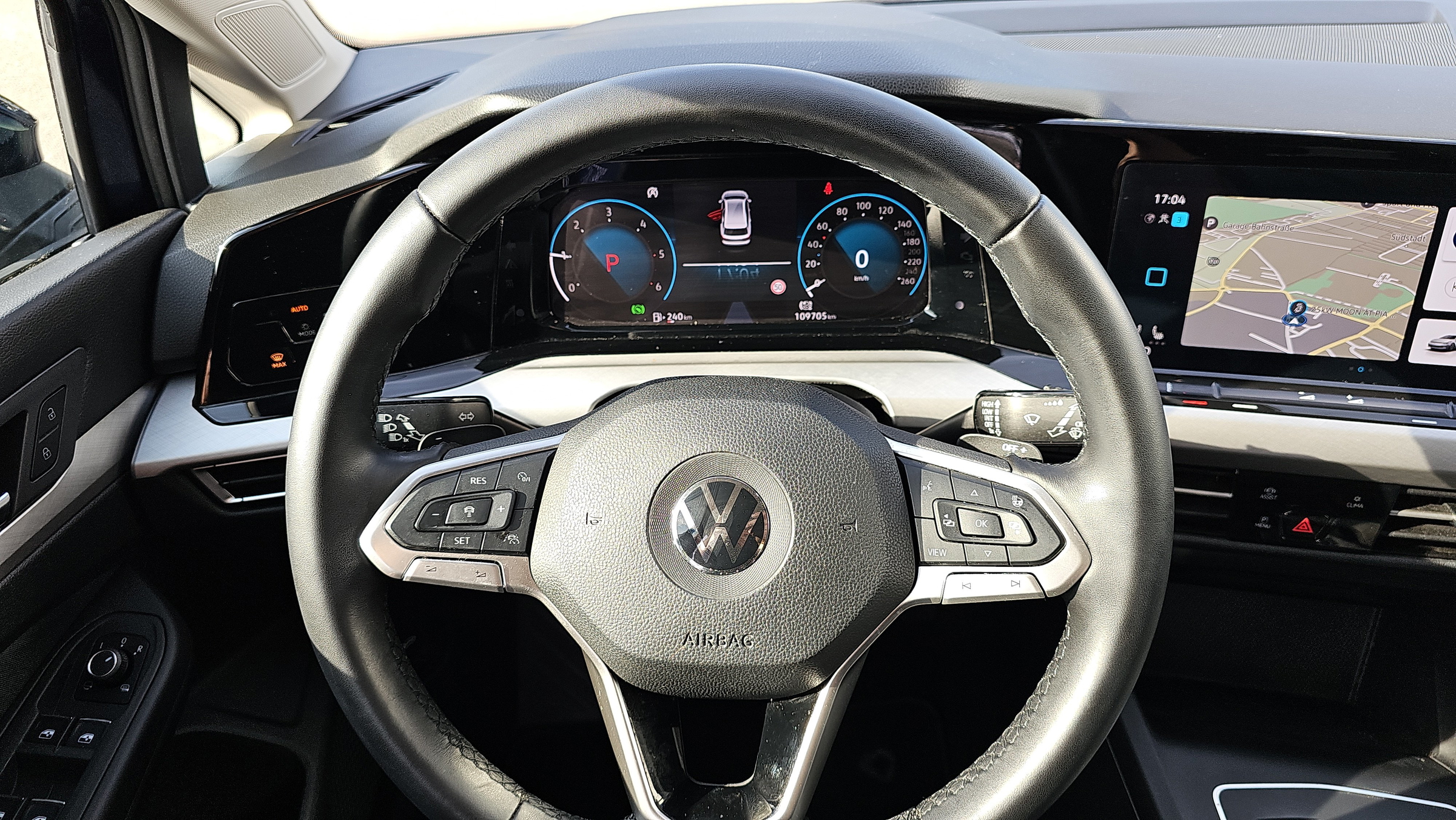 VW Golf VIII Variant 2.0 TDI Life | Bild 13 von 21