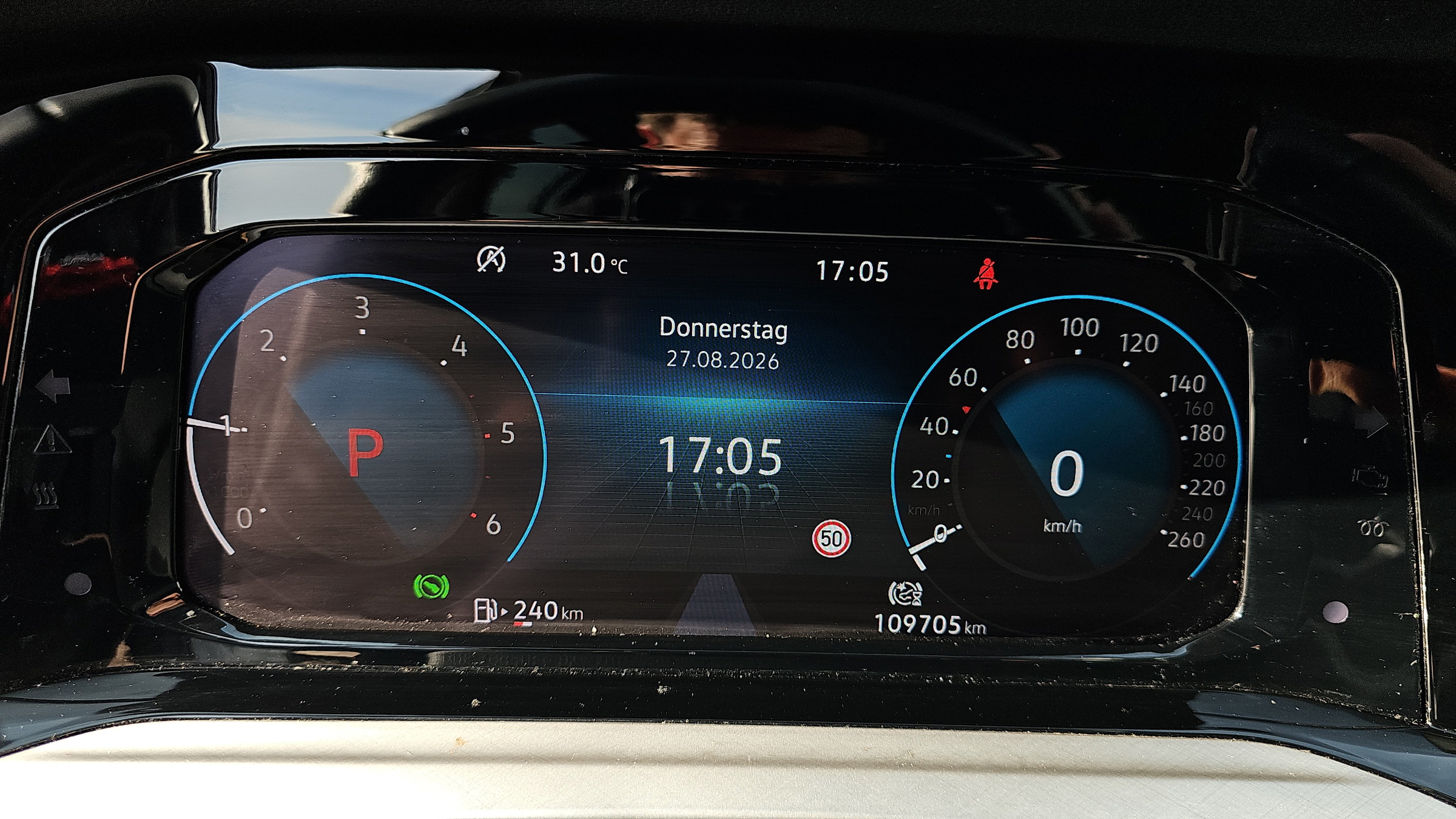 VW Golf VIII Variant 2.0 TDI Life | Bild 14 von 21
