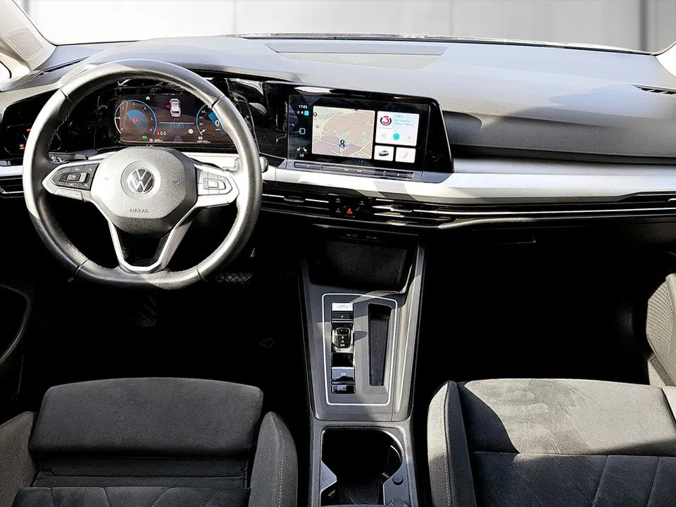 VW Golf VIII Variant 2.0 TDI Life | Bild 12 von 21