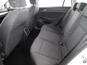 VW Golf VIII Variant 1.0 TSI Life | Thumbnail 14 von 26