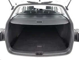 VW Golf VIII Variant 1.0 TSI Life | Thumbnail 15 von 26