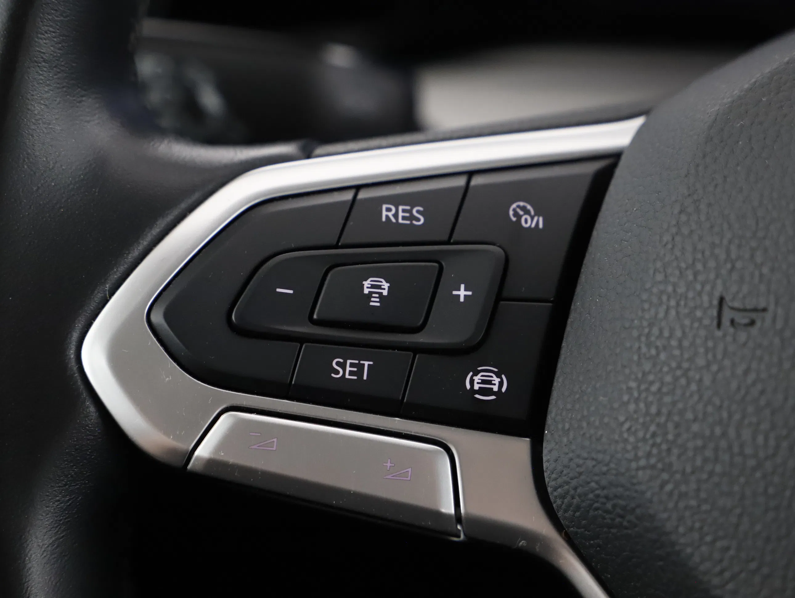 VW Golf VIII Variant 1.0 TSI Life | Bild 20 von 26