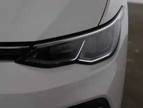 VW Golf VIII Variant 1.0 TSI Life | Thumbnail 24 von 26